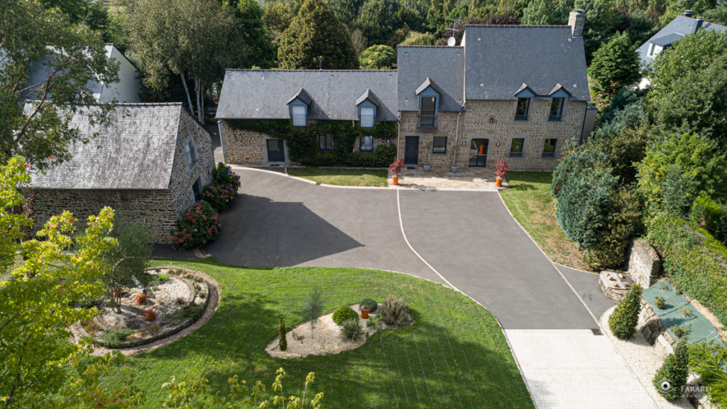 DAUGUET Et PEROUZEL Amenagement Exterieur Fougeres Dauguet TP21V2 0390